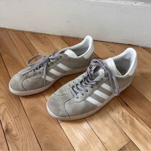 Adidas Gazelle grey suede 7 1/2 white stripes and bottoms